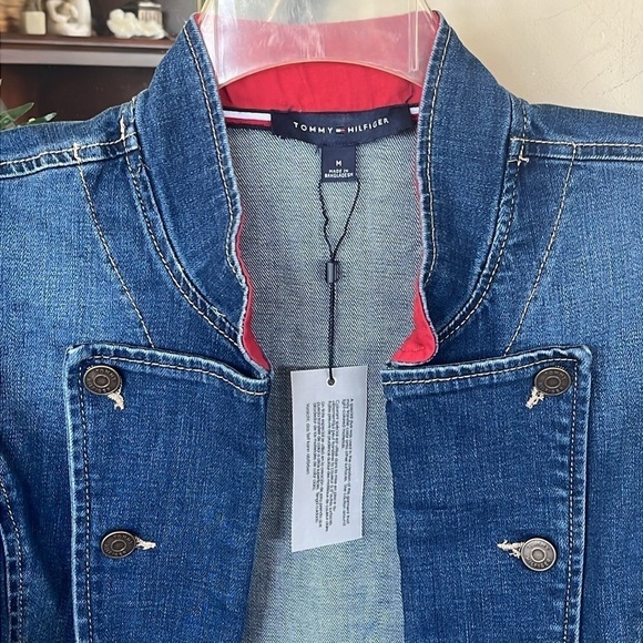Brand New Tommy Hilfiger Blue Denim Jean Jacket Cropped Military Frayed Hem - Picture 3 of 12